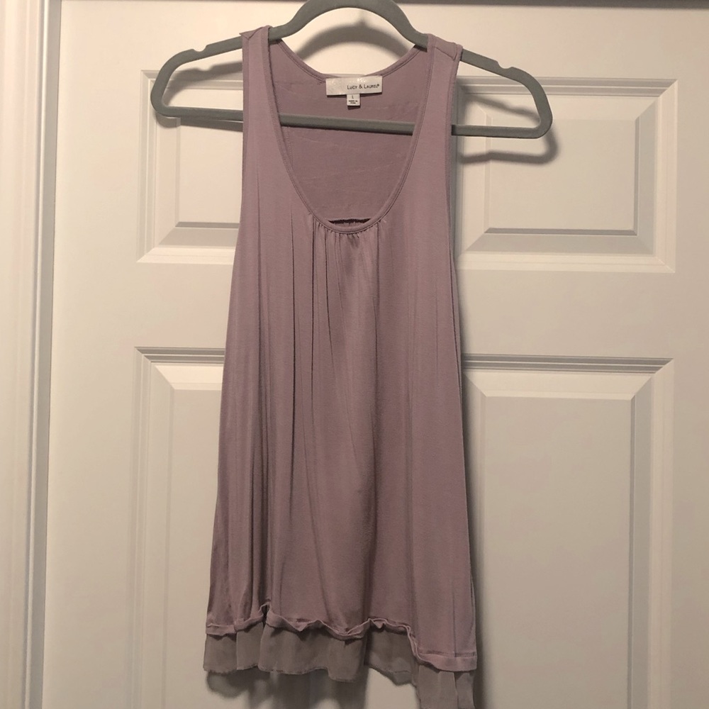 Lucy & Laurel ruffle back tank top